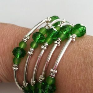 Green crystal beaded memory wire bracelet
